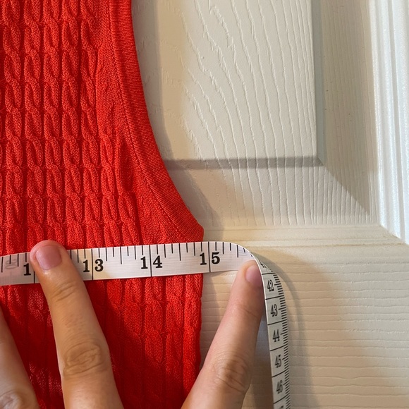 Sweater - Picture 5 of 6